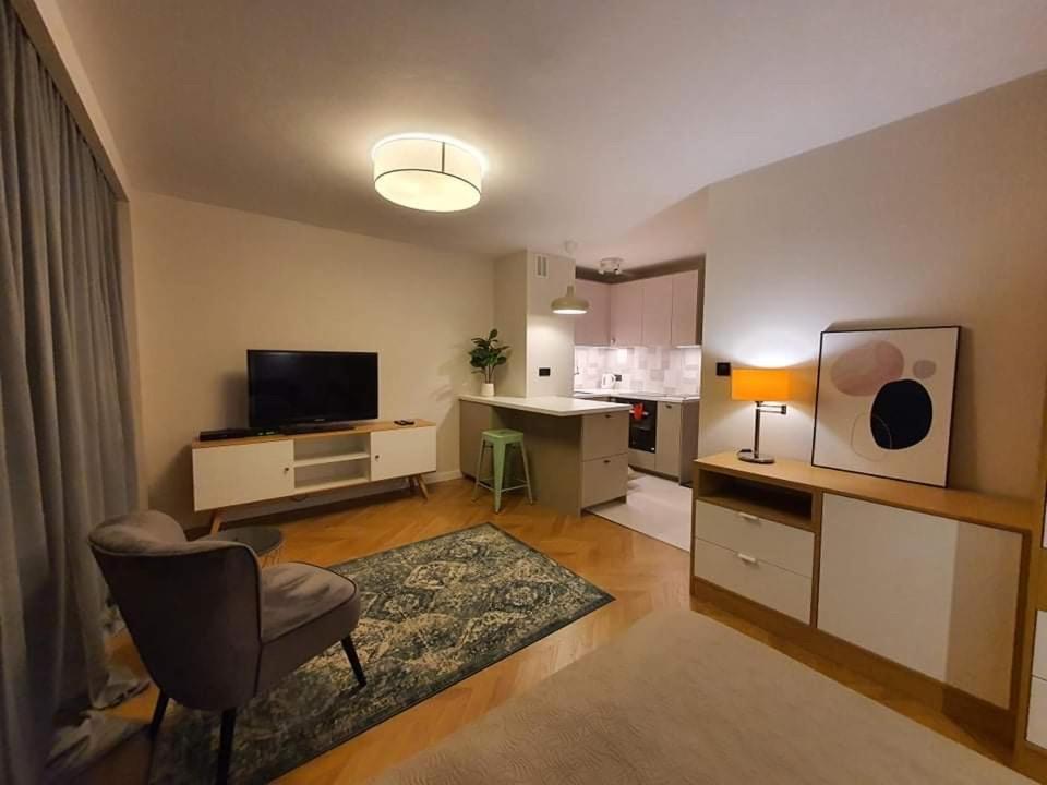 Mlociny Metro Apartment 3 Varşovia Exterior foto