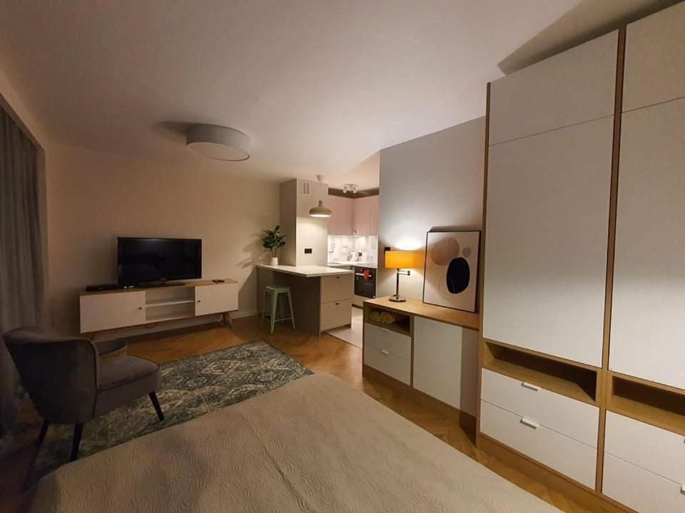 Mlociny Metro Apartment 3 Varşovia Exterior foto